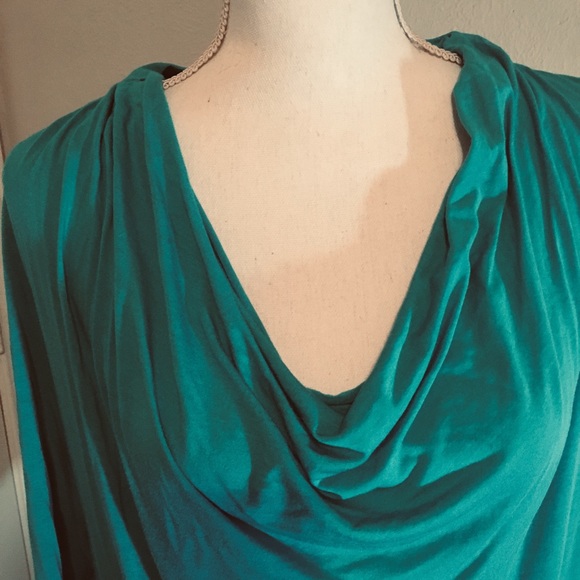 Tommy Bahama long sleeve blouse - Picture 3 of 4